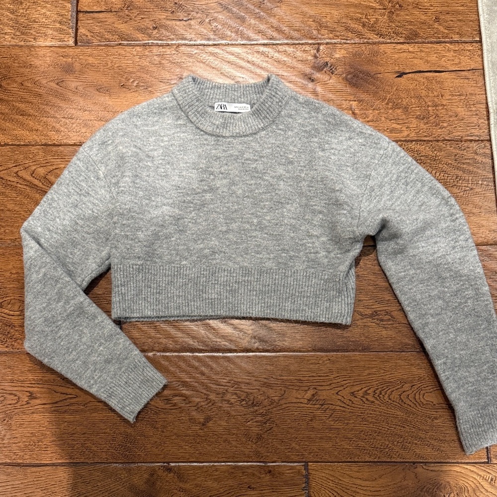 Zara Heather Gray Knit Sweater